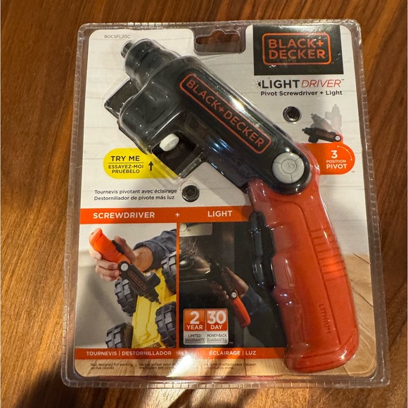 Black and Decker light driver pivot screwdriver NEW in package - Picture 1 of 2